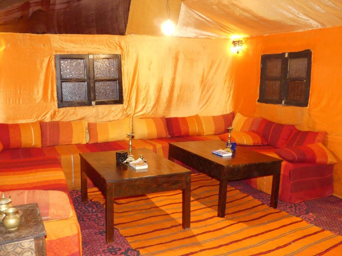 Overnight Desert Camp Мерцуга Екстериор снимка