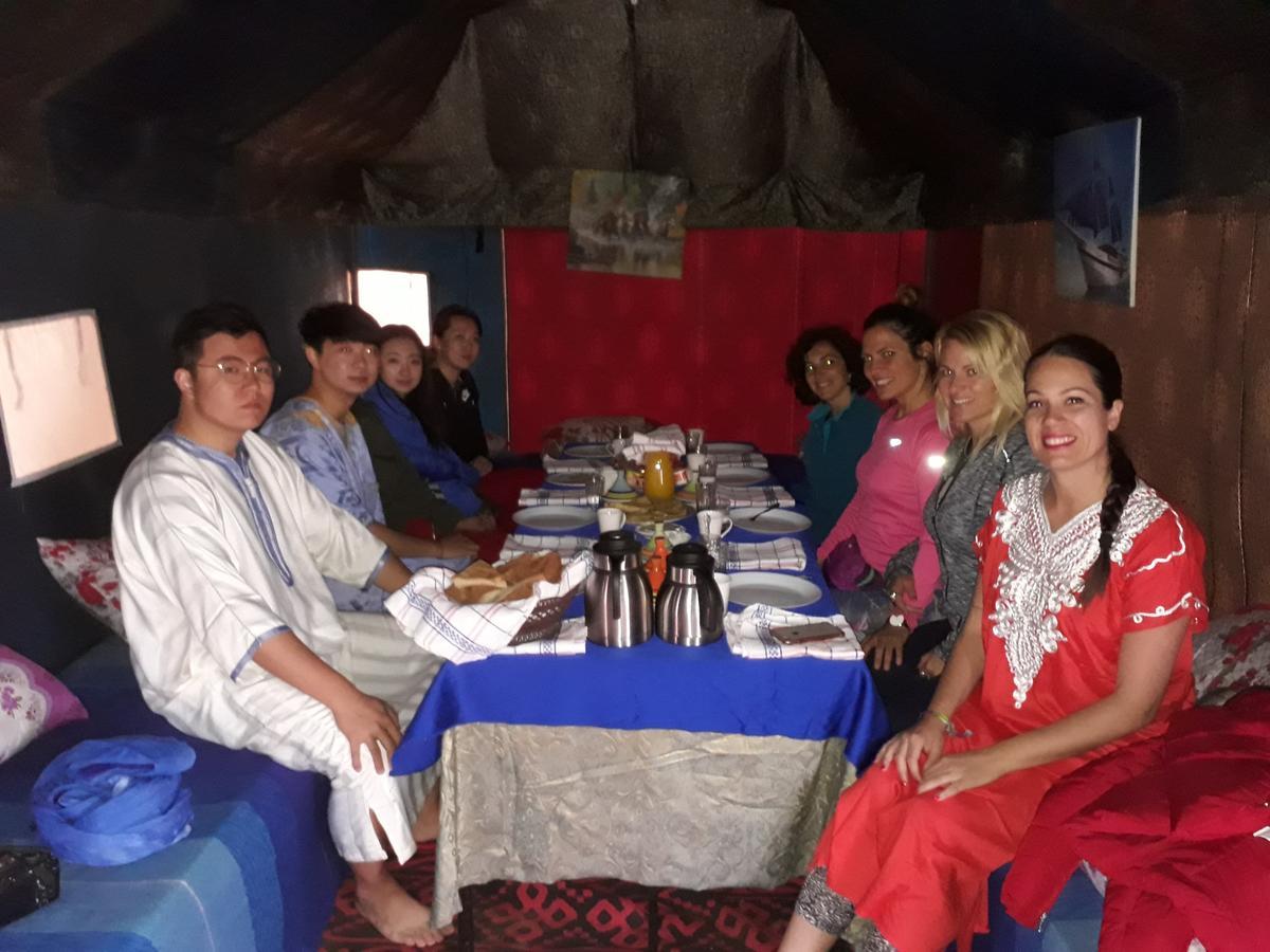 Overnight Desert Camp Мерцуга Екстериор снимка