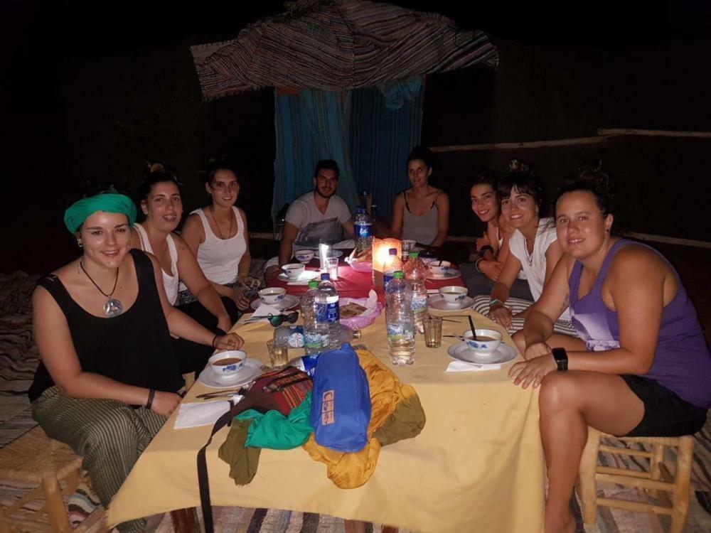 Overnight Desert Camp Мерцуга Екстериор снимка